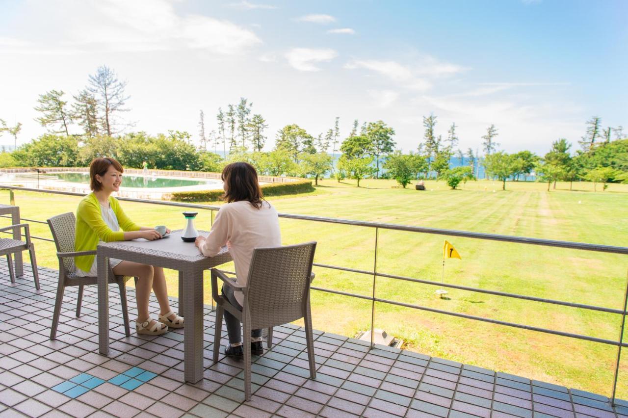 ホテル 休暇村 越前三国 坂井市 エクステリア 写真